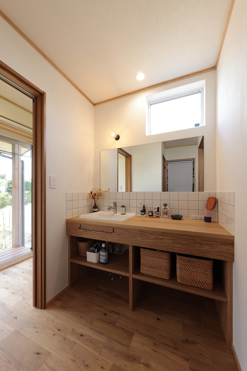 タイルがオシャレな洗面台をあつめました | 自然素材の注文住宅